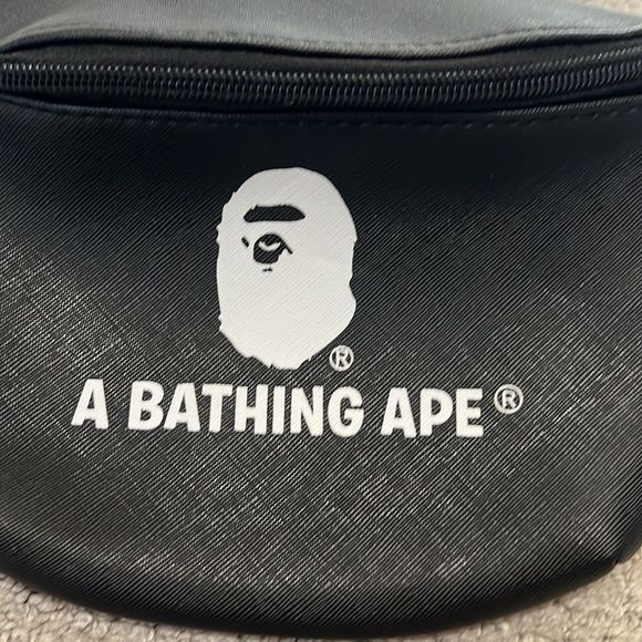 A BATHING APE BAPE Waist Pouch Bag SPRING COLLECTION 2019 Mook Book Appendix - Picture 3 of 5